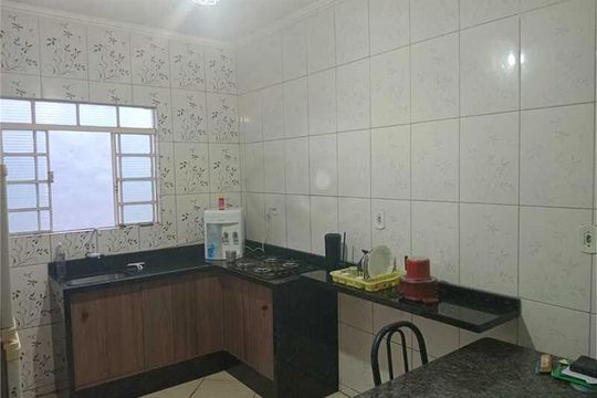 Casa à venda com 2 quartos, 115m² em Jardim America II, Várzea Paulista