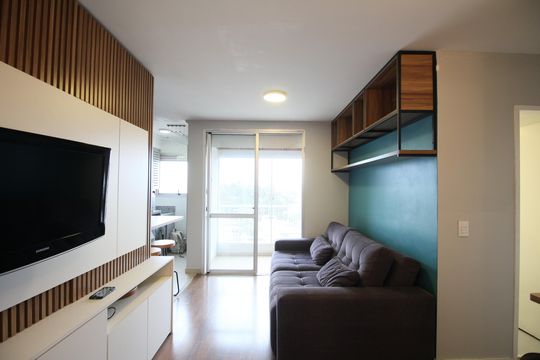 Sala e Sala de Jantar de apartamento para alugar com 1 quarto, 38m² em Super Quadra Morumbi, São Paulo