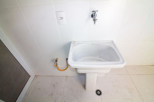 Área de Serviço de apartamento para alugar com 4 quartos, 108m² em Santo Amaro, São Paulo