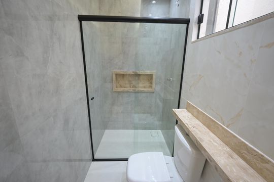 Casa à venda com 3 quartos, 132m² em Jardim Presidente, Goiânia