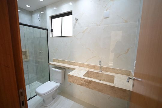 Casa à venda com 3 quartos, 132m² em Jardim Presidente, Goiânia