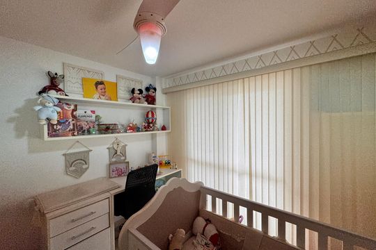 Quarto de apartamento à venda com 2 quartos, 81m² em Recreio dos Bandeirantes, Rio de Janeiro