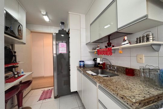 Cozinha de apartamento à venda com 2 quartos, 81m² em Recreio dos Bandeirantes, Rio de Janeiro
