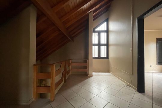 Casa para alugar com 4 quartos, 232m² em Jardim America, São Leopoldo