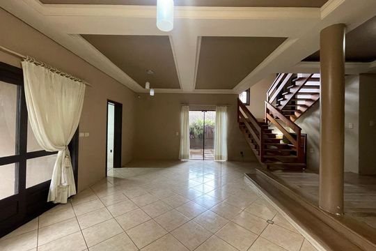 Casa para alugar com 4 quartos, 232m² em Jardim America, São Leopoldo
