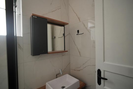 Banheiro Social de casa para alugar com 2 quartos, 143m² em Vila Alice, Santo André