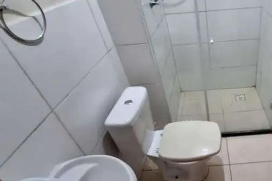 Banheiro de apartamento para alugar com 2 quartos, 47m² em Industrial, Juiz de Fora