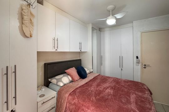 Quarto de apartamento para alugar com 1 quarto, 30m² em Recreio dos Bandeirantes, Rio de Janeiro