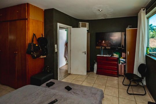 Casa à venda com 4 quartos, 915m² em Trevo, Belo Horizonte