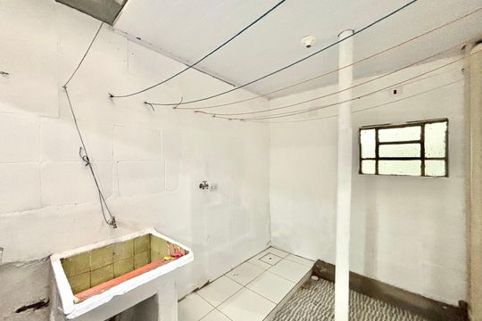 Quintal de casa para alugar com 2 quartos, 60m² em Jardim Soraia, São Paulo