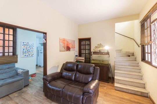 Sala de casa à venda com 2 quartos, 118m² em Grajaú, Rio de Janeiro