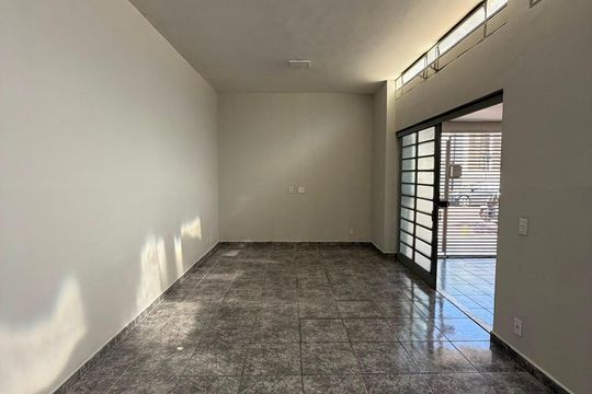 Casa à venda com 3 quartos, 157m² em Bela Vista, Jundiaí