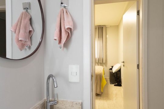 Lavabo de apartamento para alugar com 3 quartos, 175m² em Vila Irmaos Arnoni, São Paulo
