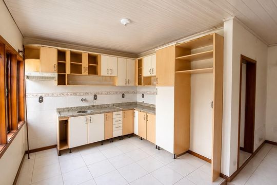 Cozinha de casa para alugar com 2 quartos, 94m² em Centro, Gravataí