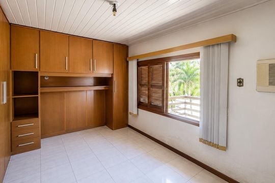 Quarto 1 de casa para alugar com 2 quartos, 94m² em Centro, Gravataí