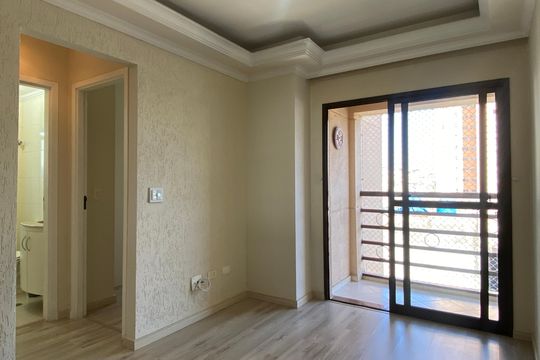 Sala de apartamento à venda com 2 quartos, 64m² em Km 18, Osasco