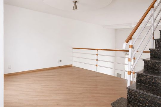 Sala de casa de condomínio para alugar com 3 quartos, 200m² em Jardim dos Estados, Taubaté