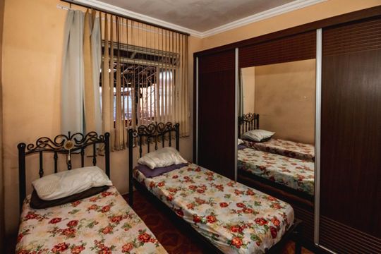 Casa à venda com 4 quartos, 308m² em Guarani, Belo Horizonte
