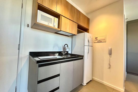 Cozinha de kitnet/studio para alugar com 1 quarto, 39m² em Mirandópolis, São Paulo