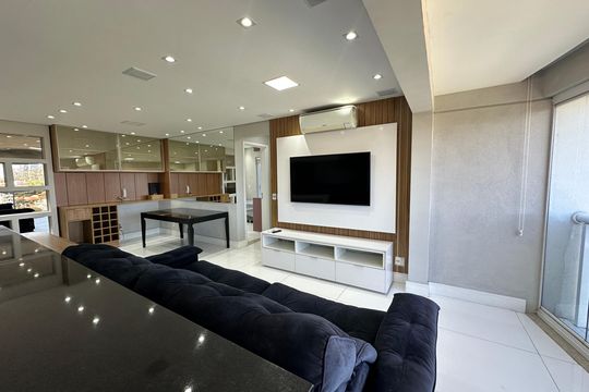 Sala de apartamento para alugar com 2 quartos, 70m² em Melville Empresarial Ii, Barueri