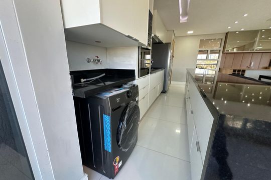 Área de Serviço de apartamento para alugar com 2 quartos, 70m² em Melville Empresarial Ii, Barueri