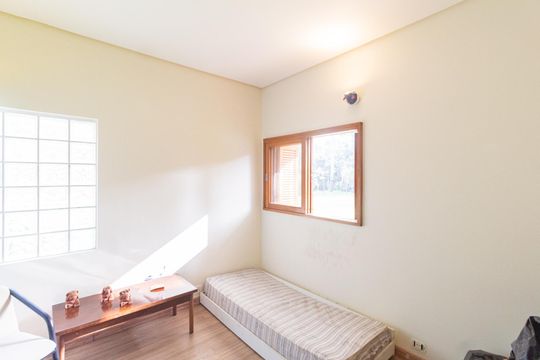 Quarto 2 de casa de condomínio para alugar com 2 quartos, 110m² em Nova Fazendinha, Carapicuíba