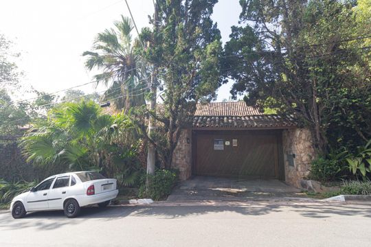 Fachada de casa de condomínio para alugar com 2 quartos, 110m² em Nova Fazendinha, Carapicuíba