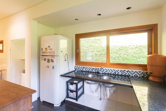 Cozinha de casa de condomínio para alugar com 2 quartos, 110m² em Nova Fazendinha, Carapicuíba