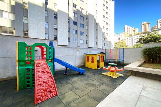 Área comum de apartamento para alugar com 3 quartos, 180m² em Santo Antônio, Belo Horizonte