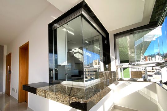 Varanda de apartamento para alugar com 3 quartos, 180m² em Santo Antônio, Belo Horizonte