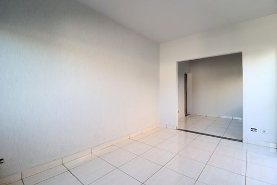 Sala de casa para alugar com 4 quartos, 160m² em São Jorge, Uberlândia