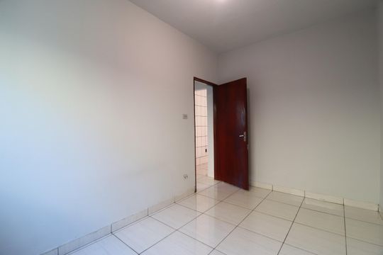 Quarto 1 de casa para alugar com 4 quartos, 160m² em São Jorge, Uberlândia