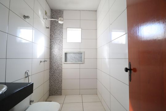 Banheiro Social de casa para alugar com 4 quartos, 160m² em São Jorge, Uberlândia