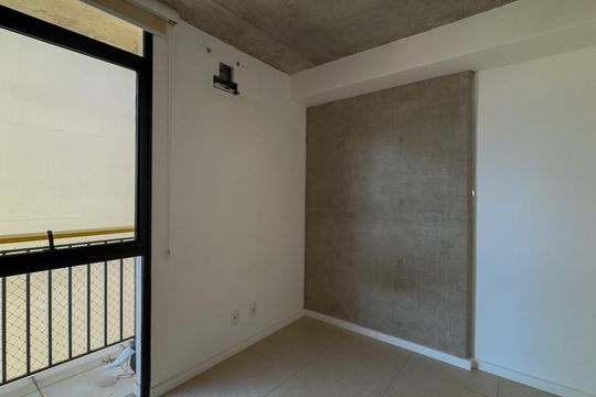 Quarto de apartamento para alugar com 1 quarto, 32m² em Santo Amaro, São Paulo