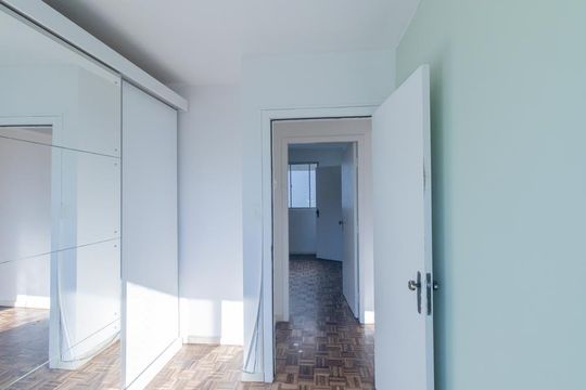 Quarto 2 de apartamento para alugar com 3 quartos, 70m² em Rebouças, Curitiba