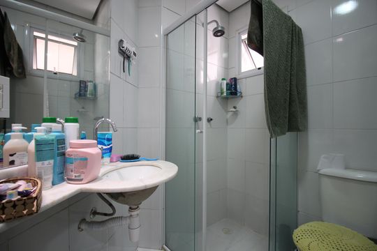 Banheiro da Suíte de apartamento à venda com 2 quartos, 59m² em Vila Sonia do Taboao, Taboão da Serra