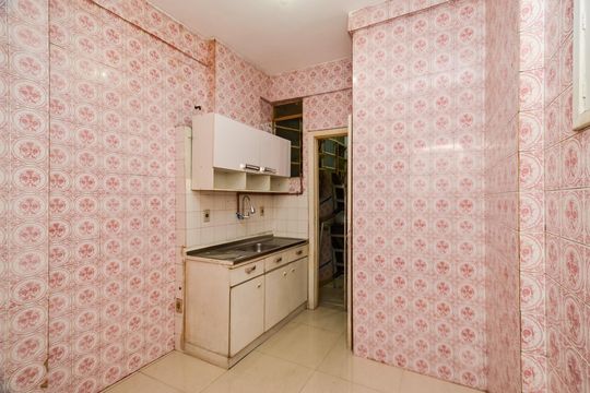 Cozinha de apartamento à venda com 2 quartos, 88m² em Centro, Belo Horizonte
