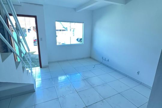 Sala de casa para alugar com 2 quartos, 64m² em Alto Aririu, Palhoça