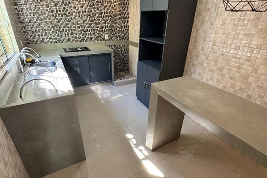 Cozinha de casa para alugar com 2 quartos, 64m² em Alto Aririu, Palhoça