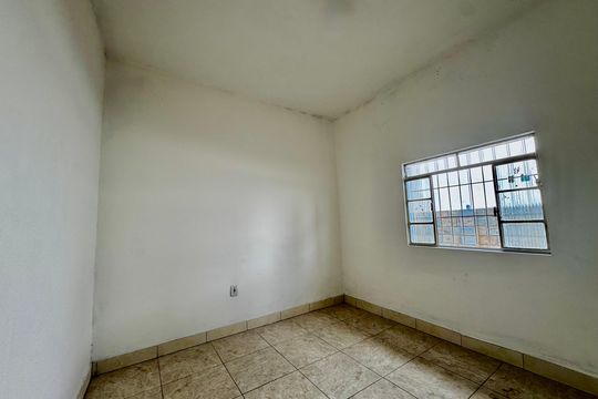 Casa para alugar com 1 quarto, 40m² em Aparecida, Belo Horizonte