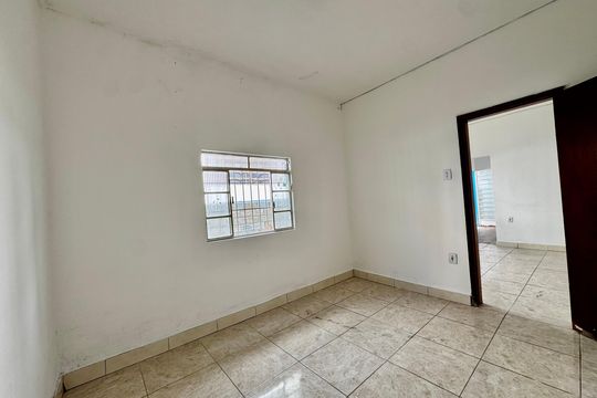 Casa para alugar com 1 quarto, 40m² em Aparecida, Belo Horizonte