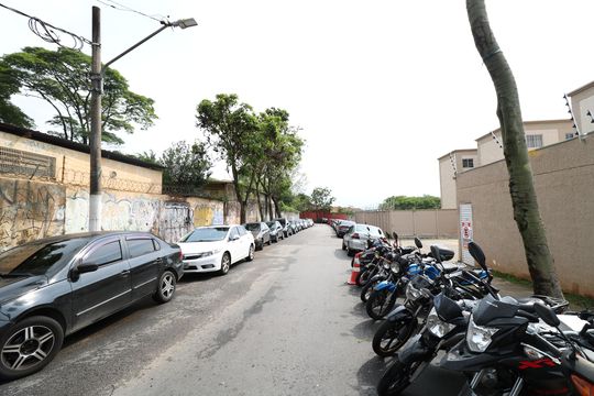 Vista da Rua de apartamento para alugar com 2 quartos, 50m² em Vila Santos, São Paulo
