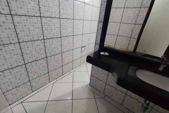 Banheiro da Suíte de casa para alugar com 3 quartos, 180m² em Pacaembu, Uberlândia