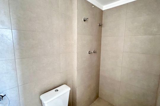 Banheiro da Suíte de apartamento à venda com 3 quartos, 59m² em Vila Florida, Guarulhos