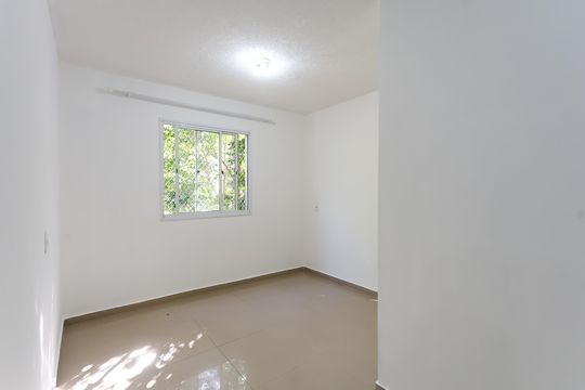 quarto 2 de apartamento para alugar com 2 quartos, 44m² em Jardim Leonidas Moreira, São Paulo