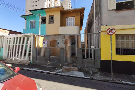 Fachada de casa para alugar com 2 quartos, 110m² em Centro, São Caetano do Sul