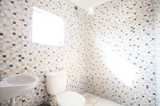 Banheiro 3 de casa à venda com 5 quartos, 300m² em Parque Regina, São Paulo