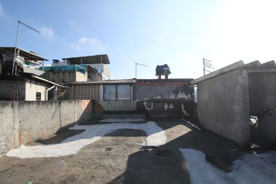Quintal superior de casa à venda com 5 quartos, 300m² em Parque Regina, São Paulo