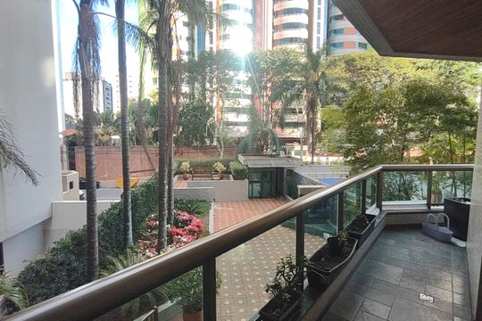 Varanda de apartamento à venda com 3 quartos, 166m² em Santo Antônio, São Caetano do Sul