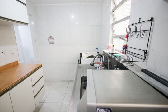 Cozinha de apartamento à venda com 2 quartos, 50m² em Taquara, Rio de Janeiro